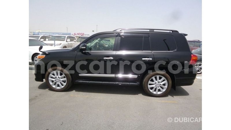 Big with watermark toyota land cruiser cabo delgado import dubai 7065