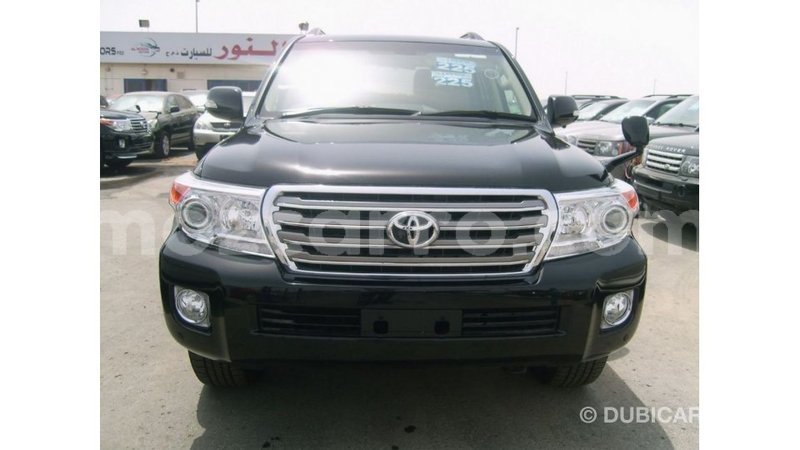 Big with watermark toyota land cruiser cabo delgado import dubai 7067