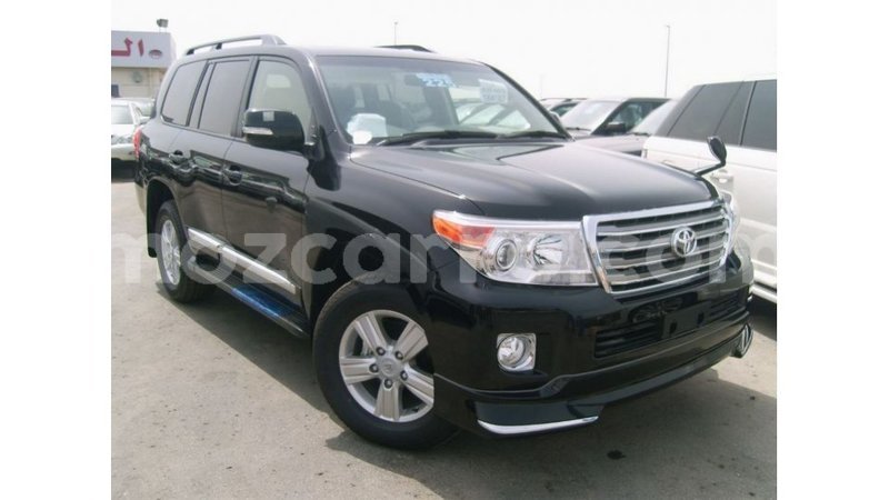 Big with watermark toyota land cruiser cabo delgado import dubai 7068