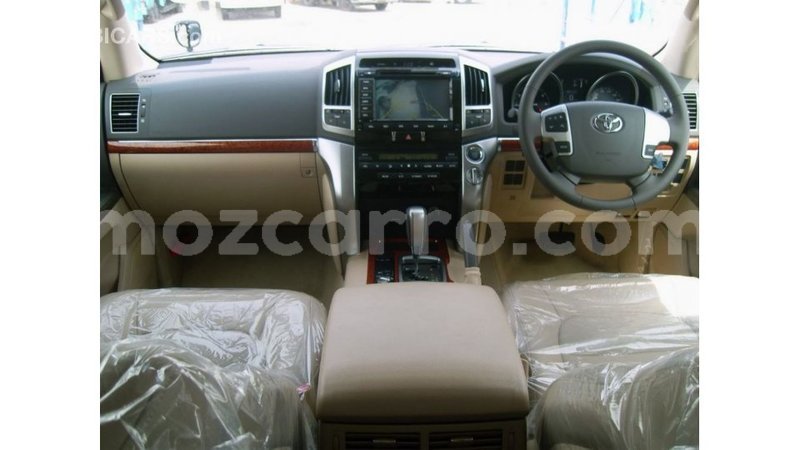 Big with watermark toyota land cruiser cabo delgado import dubai 7068