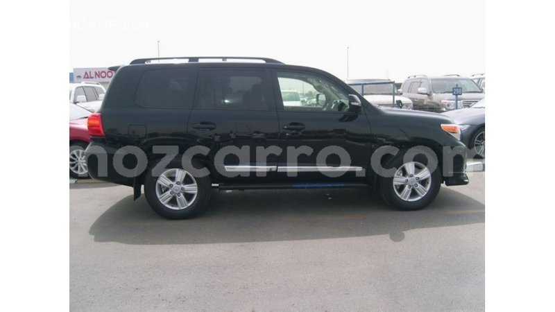 Big with watermark toyota land cruiser cabo delgado import dubai 7068