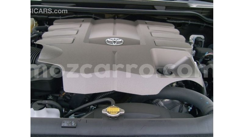 Big with watermark toyota land cruiser cabo delgado import dubai 7068