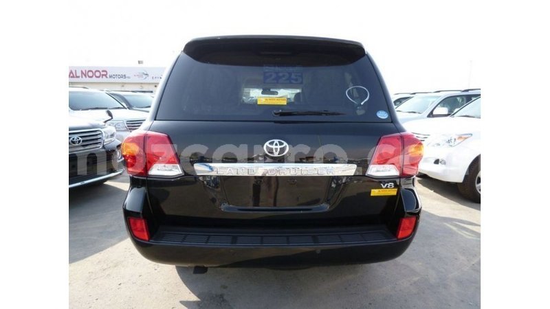 Big with watermark toyota land cruiser cabo delgado import dubai 7069