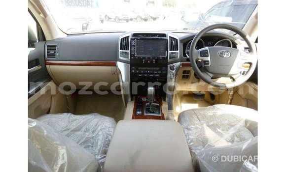 Nunua Imported Toyota Land Cruiser Nyeusi Gari ndani ya Import - Dubai nchini Cabo Delgado Nunua Imported Toyota Land Cruiser Nyeusi Gari ndani ya Import - Dubai nchini Cabo Delgado