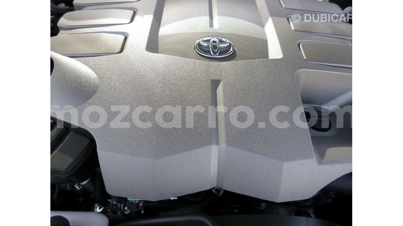 Big with watermark toyota land cruiser cabo delgado import dubai 7070