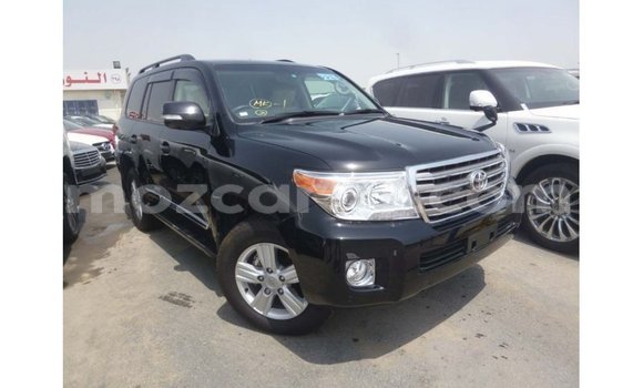 Nunua Imported Toyota Land Cruiser Nyeusi Gari ndani ya Import - Dubai nchini Cabo Delgado Nunua Imported Toyota Land Cruiser Nyeusi Gari ndani ya Import - Dubai nchini Cabo Delgado