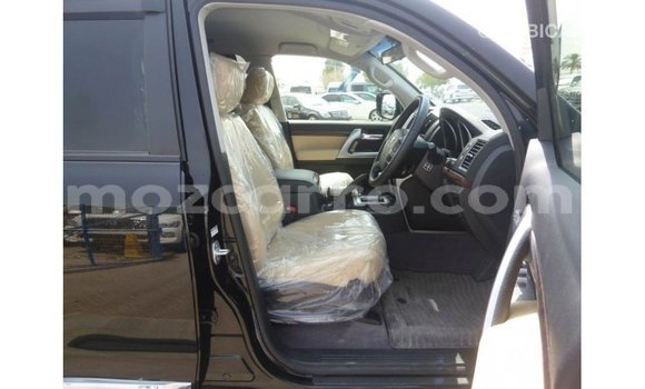Nunua Imported Toyota Land Cruiser Nyeusi Gari ndani ya Import - Dubai nchini Cabo Delgado Nunua Imported Toyota Land Cruiser Nyeusi Gari ndani ya Import - Dubai nchini Cabo Delgado