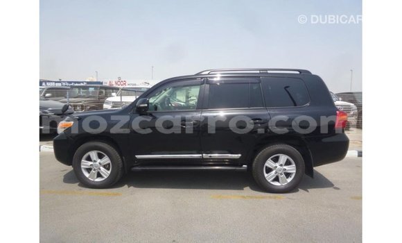 Nunua Imported Toyota Land Cruiser Nyeusi Gari ndani ya Import - Dubai nchini Cabo Delgado Nunua Imported Toyota Land Cruiser Nyeusi Gari ndani ya Import - Dubai nchini Cabo Delgado