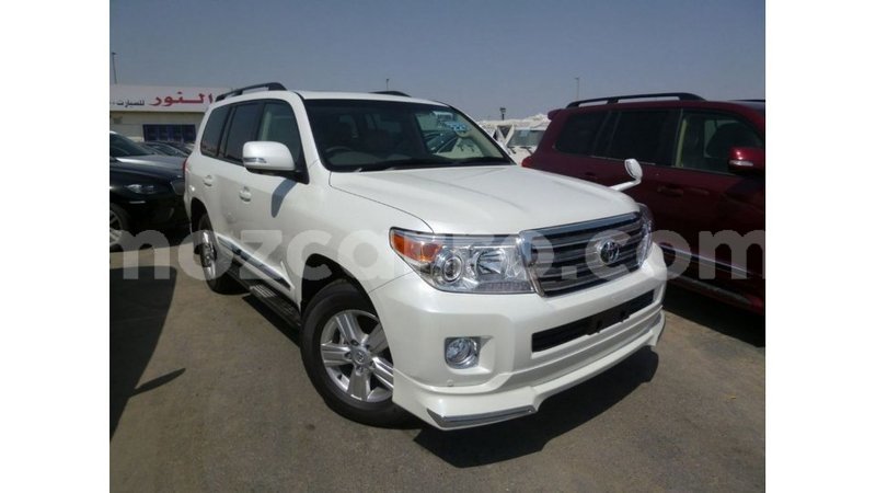 Big with watermark toyota land cruiser cabo delgado import dubai 7074