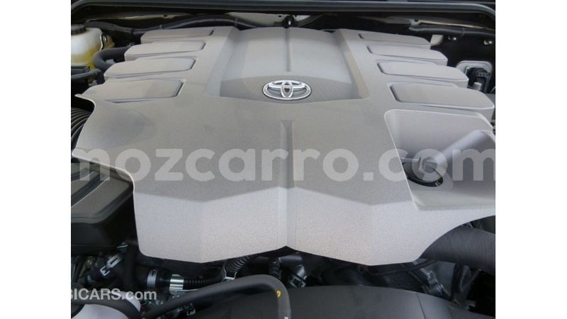 Big with watermark toyota land cruiser cabo delgado import dubai 7074