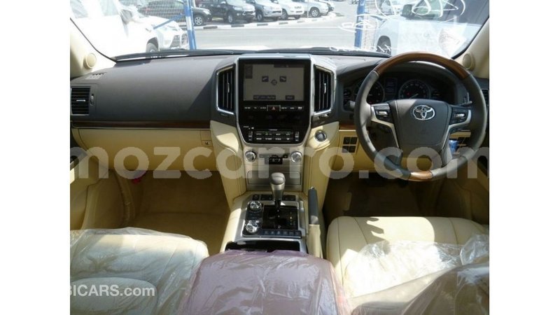 Big with watermark toyota land cruiser cabo delgado import dubai 7075