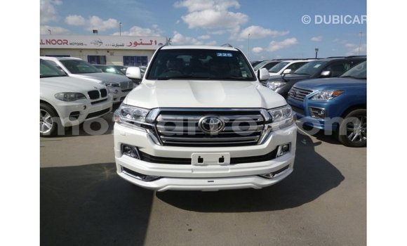 Buy Import Toyota Land Cruiser White Car in Import - Dubai in Cabo Delgado Buy Import Toyota Land Cruiser White Car in Import - Dubai in Cabo Delgado