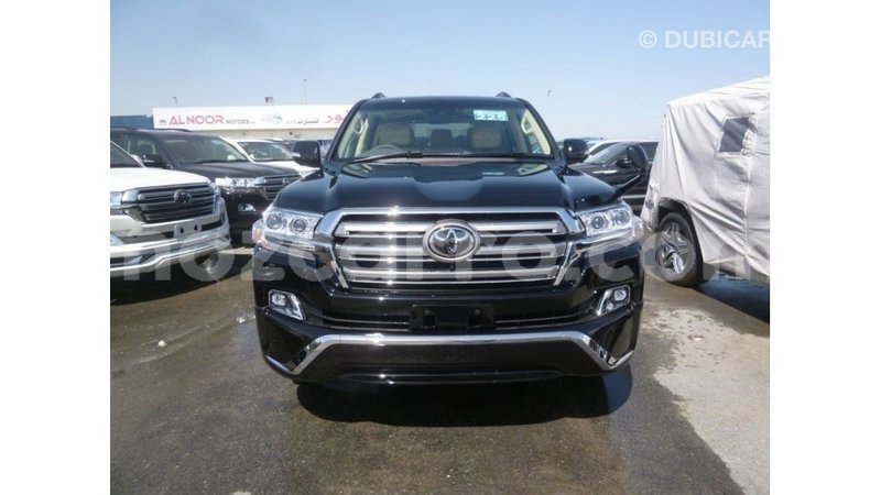 Big with watermark toyota land cruiser cabo delgado import dubai 7079