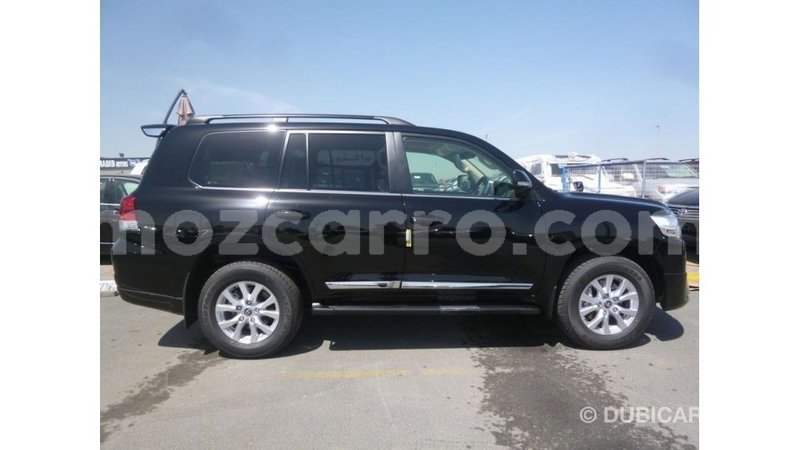 Big with watermark toyota land cruiser cabo delgado import dubai 7079