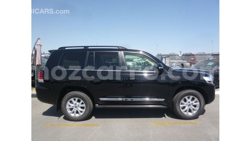Big with watermark toyota land cruiser cabo delgado import dubai 7080