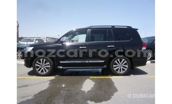 Nunua Imported Toyota Land Cruiser Nyeusi Gari ndani ya Import - Dubai nchini Cabo Delgado Nunua Imported Toyota Land Cruiser Nyeusi Gari ndani ya Import - Dubai nchini Cabo Delgado