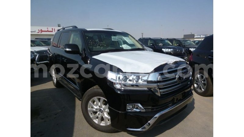 Big with watermark toyota land cruiser cabo delgado import dubai 7084