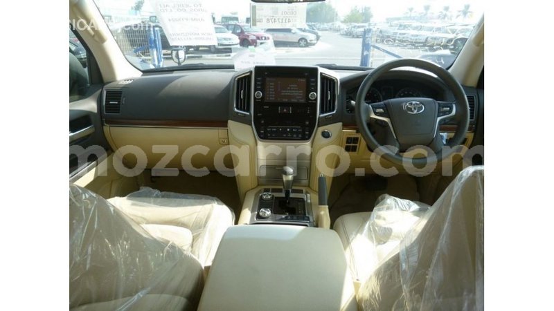 Big with watermark toyota land cruiser cabo delgado import dubai 7084