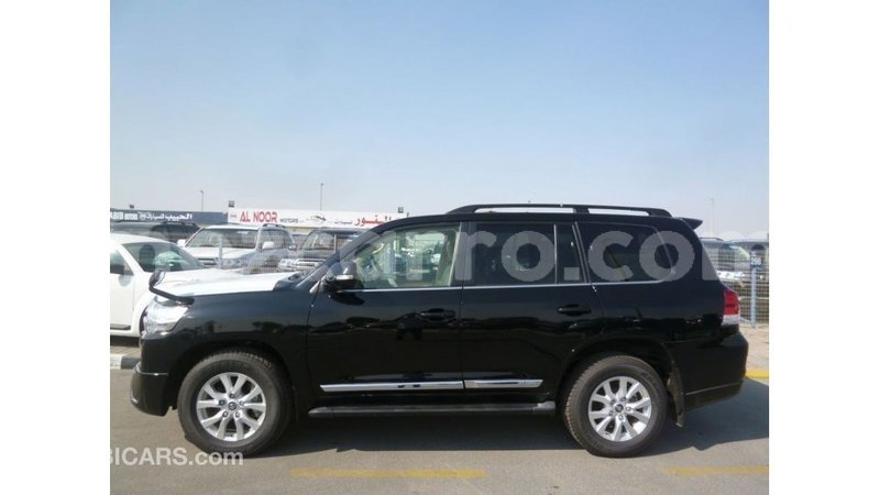 Big with watermark toyota land cruiser cabo delgado import dubai 7084