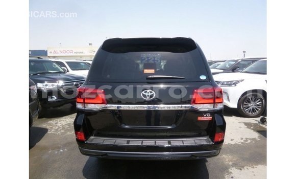 Nunua Imported Toyota Land Cruiser Nyeusi Gari ndani ya Import - Dubai nchini Cabo Delgado Nunua Imported Toyota Land Cruiser Nyeusi Gari ndani ya Import - Dubai nchini Cabo Delgado