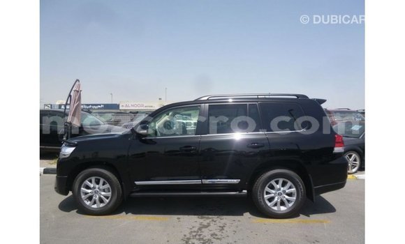 Nunua Imported Toyota Land Cruiser Nyeusi Gari ndani ya Import - Dubai nchini Cabo Delgado Nunua Imported Toyota Land Cruiser Nyeusi Gari ndani ya Import - Dubai nchini Cabo Delgado