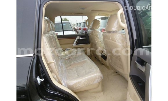 Nunua Imported Toyota Land Cruiser Nyeusi Gari ndani ya Import - Dubai nchini Cabo Delgado Nunua Imported Toyota Land Cruiser Nyeusi Gari ndani ya Import - Dubai nchini Cabo Delgado