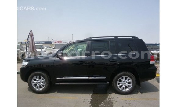 Nunua Imported Toyota Land Cruiser Nyeusi Gari ndani ya Import - Dubai nchini Cabo Delgado Nunua Imported Toyota Land Cruiser Nyeusi Gari ndani ya Import - Dubai nchini Cabo Delgado