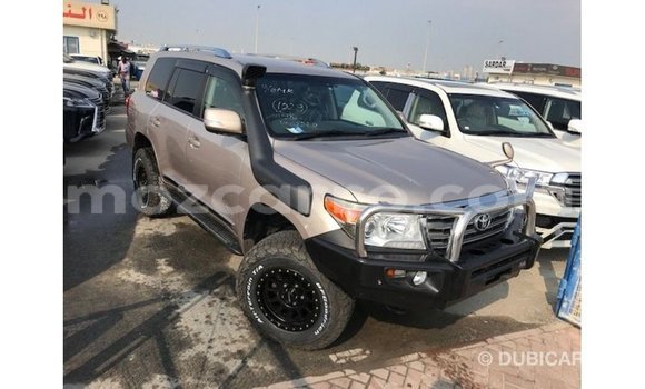 Comprar Importar Toyota Land Cruiser De outros Carro em Import - Dubai em Cabo Delgado Comprar Importar Toyota Land Cruiser De outros Carro em Import - Dubai em Cabo Delgado