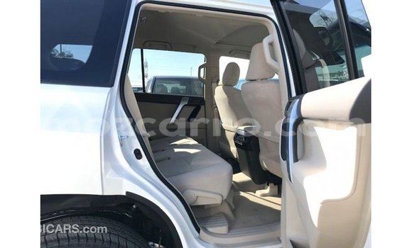 Buy Import Toyota Prado White Car in Import - Dubai in Cabo Delgado Buy Import Toyota Prado White Car in Import - Dubai in Cabo Delgado