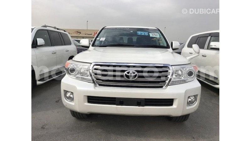 Big with watermark toyota land cruiser cabo delgado import dubai 7098