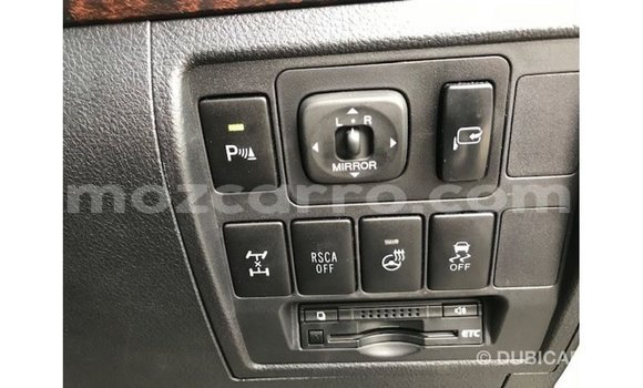 Comprar Importar Toyota Land Cruiser Branco Carro em Import - Dubai em Cabo Delgado Comprar Importar Toyota Land Cruiser Branco Carro em Import - Dubai em Cabo Delgado