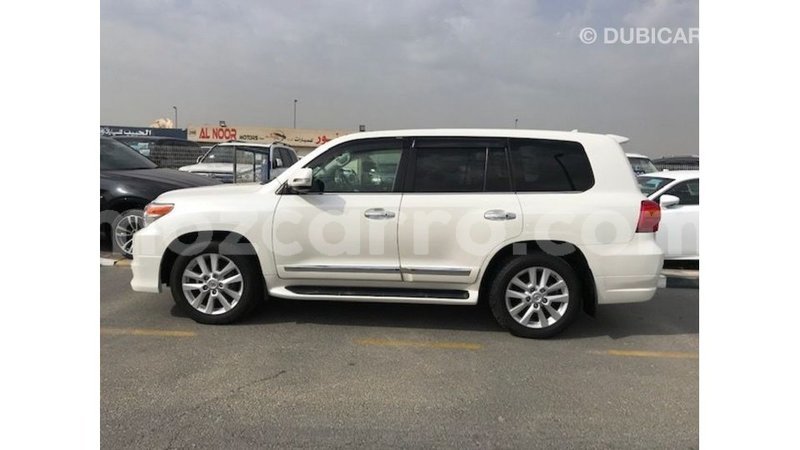 Big with watermark toyota land cruiser cabo delgado import dubai 7099