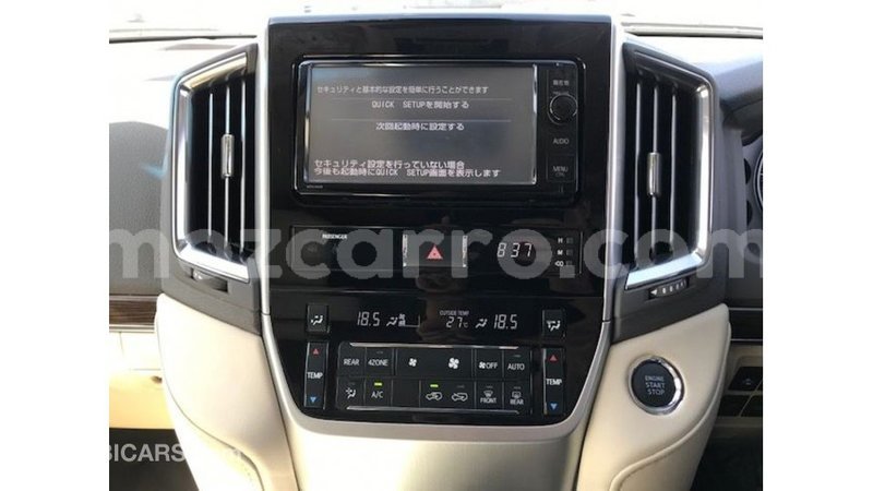 Big with watermark toyota land cruiser cabo delgado import dubai 7101