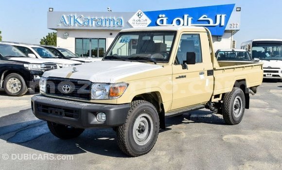 Buy Import Toyota Land Cruiser Beige Car in Import - Dubai in Cabo Delgado Buy Import Toyota Land Cruiser Beige Car in Import - Dubai in Cabo Delgado