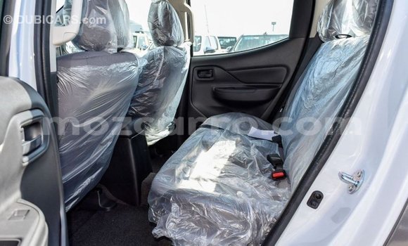 Tenga Imported Mitsubishi L200 Chena Mota in Import - Dubai in Cabo Delgado Tenga Imported Mitsubishi L200 Chena Mota in Import - Dubai in Cabo Delgado