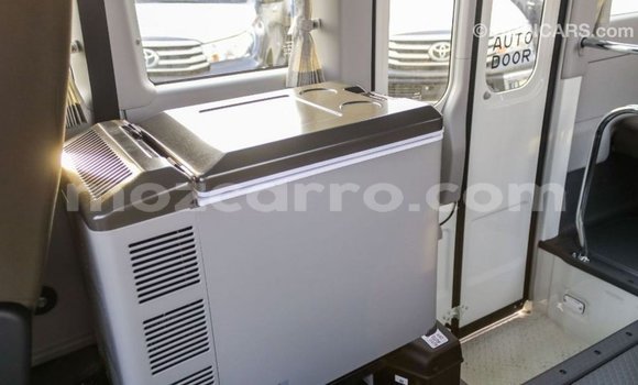 Buy Import Toyota Coaster White Car in Import - Dubai in Cabo Delgado Buy Import Toyota Coaster White Car in Import - Dubai in Cabo Delgado