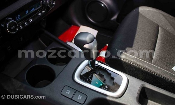 Tenga Imported Toyota Hilux Zvimwe Mota in Import - Dubai in Cabo Delgado Tenga Imported Toyota Hilux Zvimwe Mota in Import - Dubai in Cabo Delgado