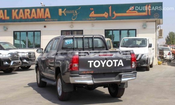 Tenga Imported Toyota Hilux Zvimwe Mota in Import - Dubai in Cabo Delgado Tenga Imported Toyota Hilux Zvimwe Mota in Import - Dubai in Cabo Delgado