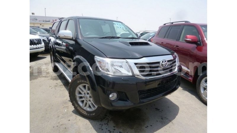 Big with watermark toyota hilux cabo delgado import dubai 7122
