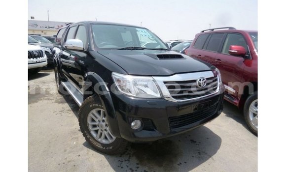 Nunua Imported Toyota Hilux Nyeusi Gari ndani ya Import - Dubai nchini Cabo Delgado Nunua Imported Toyota Hilux Nyeusi Gari ndani ya Import - Dubai nchini Cabo Delgado
