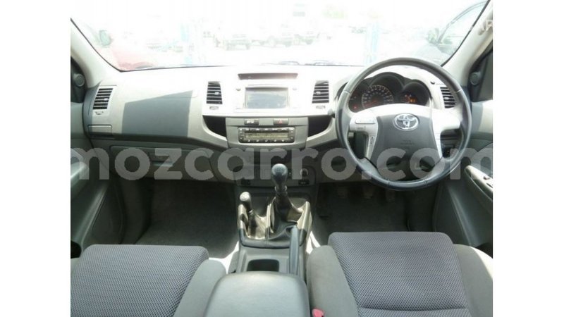 Big with watermark toyota hilux cabo delgado import dubai 7122