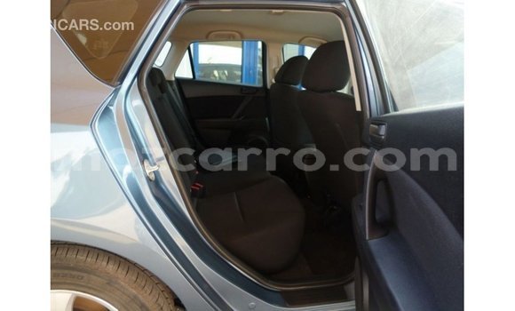 Comprar Importar Mazda 3 Azul Carro em Import - Dubai em Cabo Delgado Comprar Importar Mazda 3 Azul Carro em Import - Dubai em Cabo Delgado