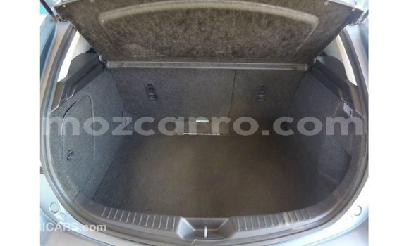 Comprar Importar Mazda 3 Azul Carro em Import - Dubai em Cabo Delgado Comprar Importar Mazda 3 Azul Carro em Import - Dubai em Cabo Delgado