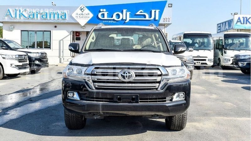 Big with watermark toyota land cruiser cabo delgado import dubai 7128