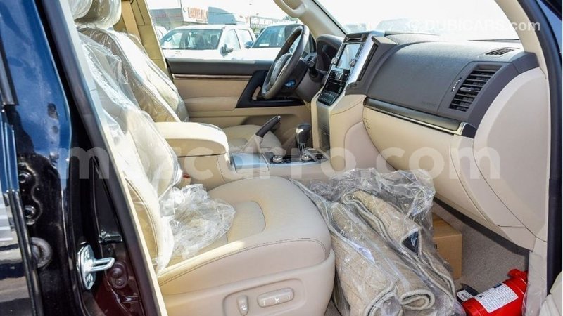 Big with watermark toyota land cruiser cabo delgado import dubai 7128