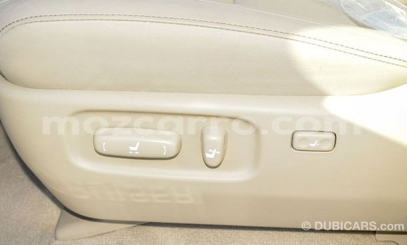 Tenga Imported Toyota Land Cruiser Nhema Mota in Import - Dubai in Cabo Delgado Tenga Imported Toyota Land Cruiser Nhema Mota in Import - Dubai in Cabo Delgado