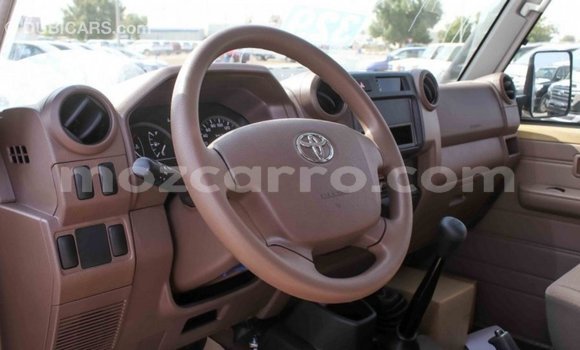 Buy Import Toyota Land Cruiser Beige Car in Import - Dubai in Cabo Delgado Buy Import Toyota Land Cruiser Beige Car in Import - Dubai in Cabo Delgado