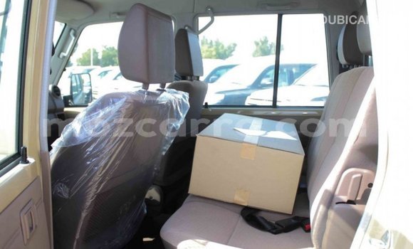 Buy Import Toyota Land Cruiser Beige Car in Import - Dubai in Cabo Delgado Buy Import Toyota Land Cruiser Beige Car in Import - Dubai in Cabo Delgado
