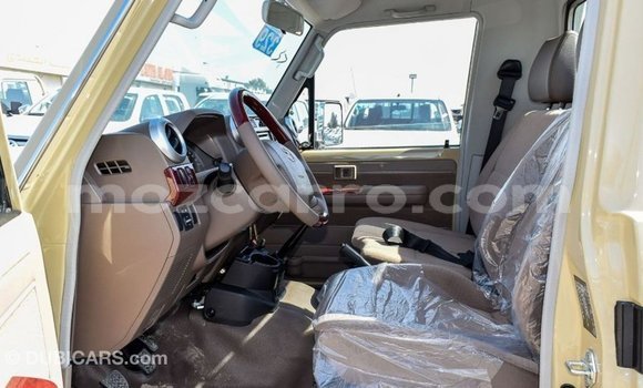 Buy Import Toyota Land Cruiser Beige Car in Import - Dubai in Cabo Delgado Buy Import Toyota Land Cruiser Beige Car in Import - Dubai in Cabo Delgado