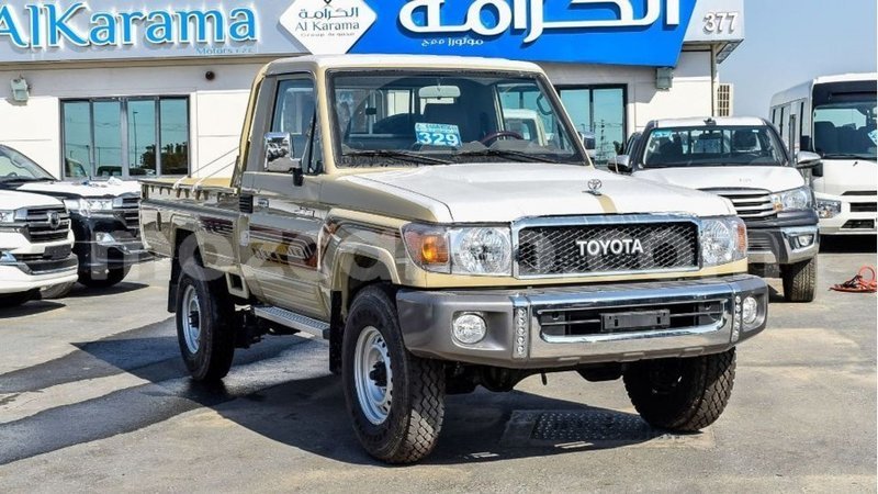 Big with watermark toyota land cruiser cabo delgado import dubai 7138